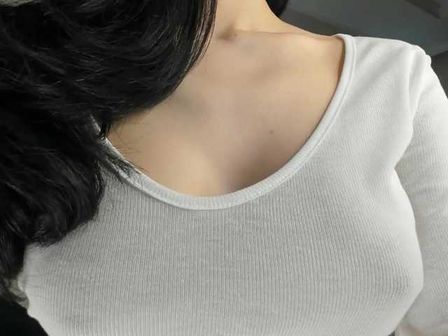 Nottiniam live cam on BongaCams