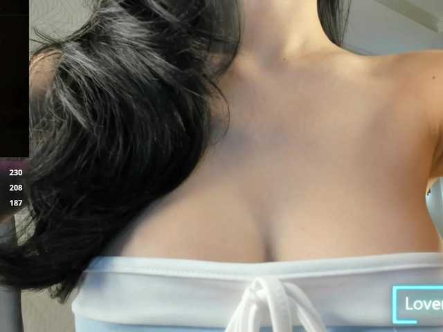 Nottiniam live cam on BongaCams