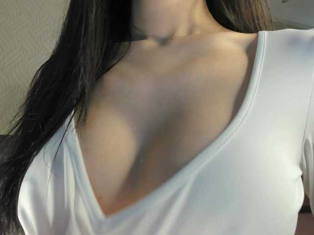 Nottiniam live cam on BongaCams