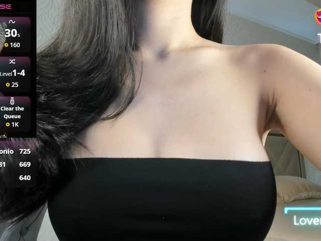 Nottiniam live cam on BongaCams