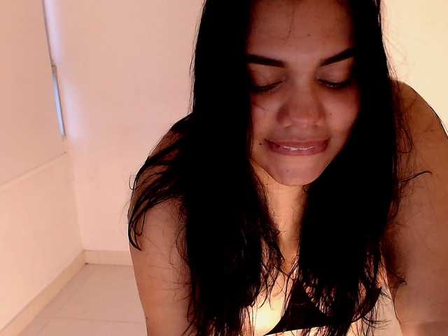maidebram live cam on BongaCams