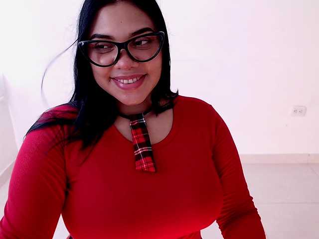 maidebram live cam on BongaCams