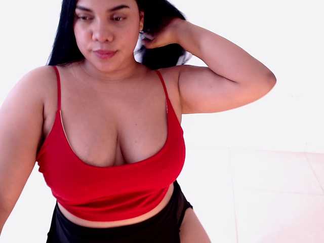 maidebram live cam on BongaCams