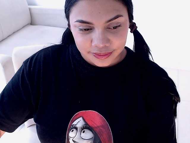 maidebram live cam on BongaCams