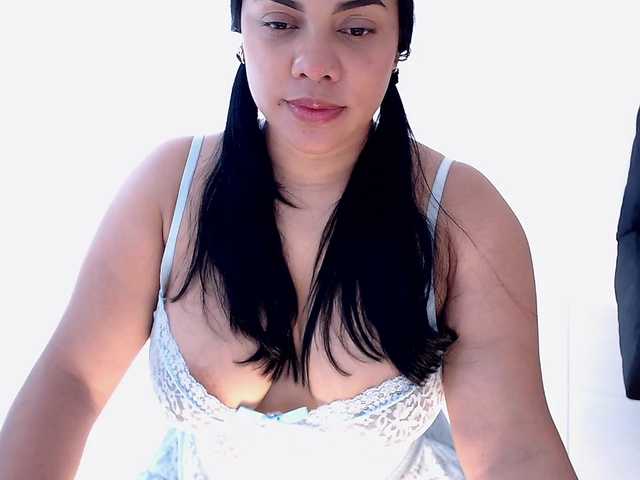 maidebram live cam on BongaCams