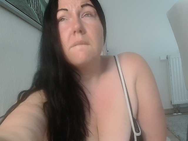 p6w-official live webcam show