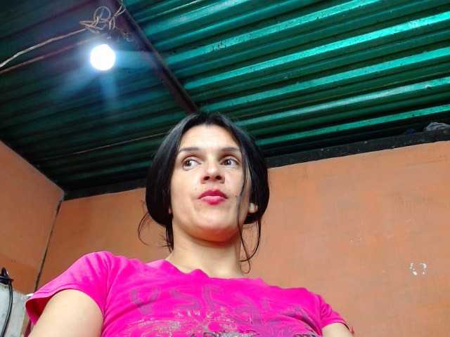 annyluna live cam preview