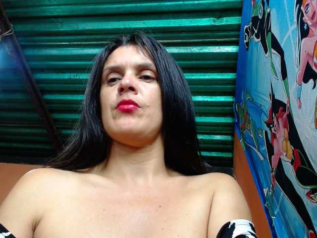 annyluna live cam preview