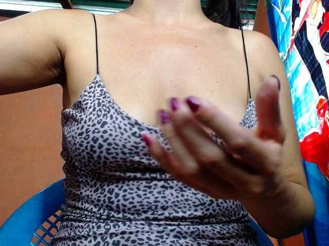 annyluna live cam preview