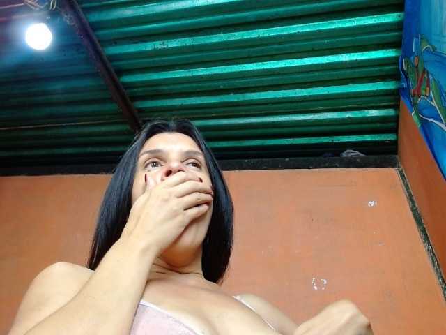 annyluna live cam on BongaCams
