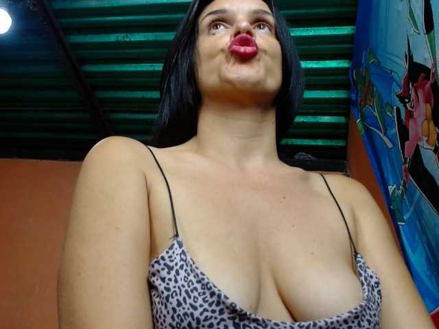 annyluna live cam preview
