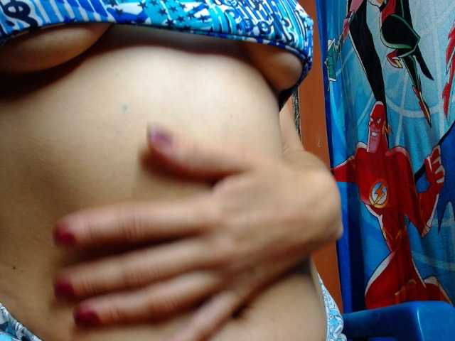 annyluna live cam on BongaCams