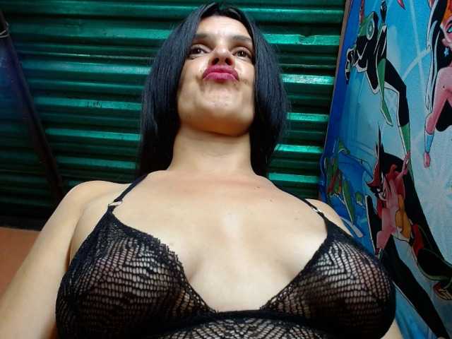 annyluna live cam on BongaCams