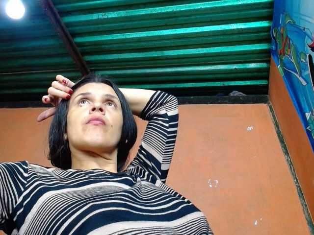 annyluna live cam preview