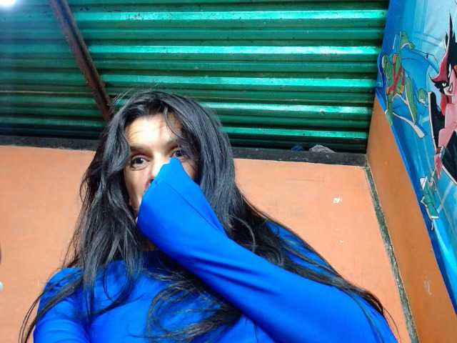 annyluna live cam on BongaCams