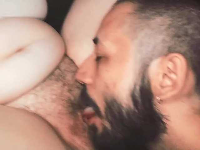YourSweetPiggy live cam preview