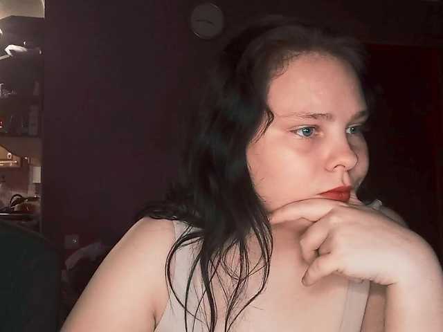 YourSweetPiggy live cam preview