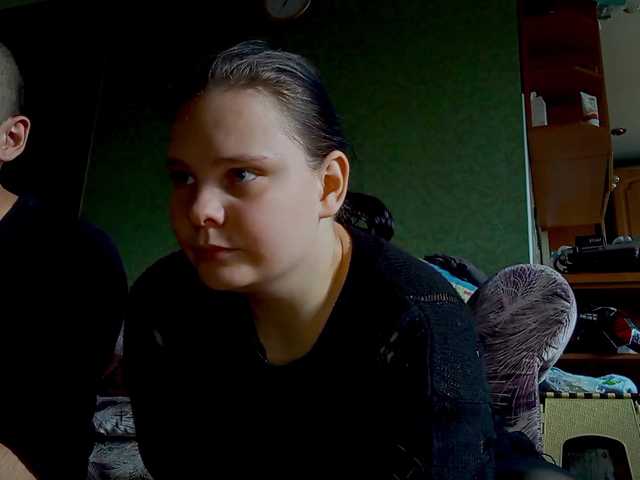 YourSweetPiggy's BongaCams show and profile