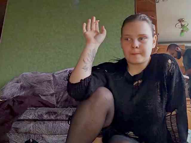 YourSweetPiggy webcam