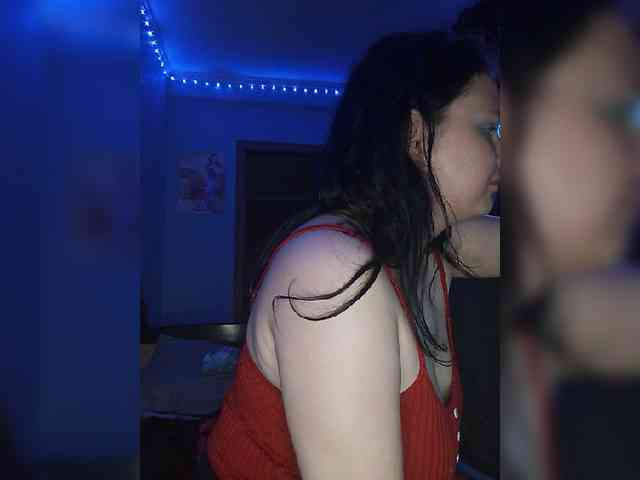 YourSweetPiggy webcam