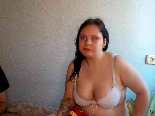 YourSweetPiggy webcam