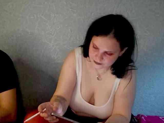 YourSweetPiggy webcam