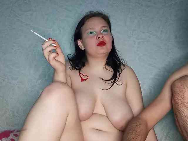 YourSweetPiggy webcam