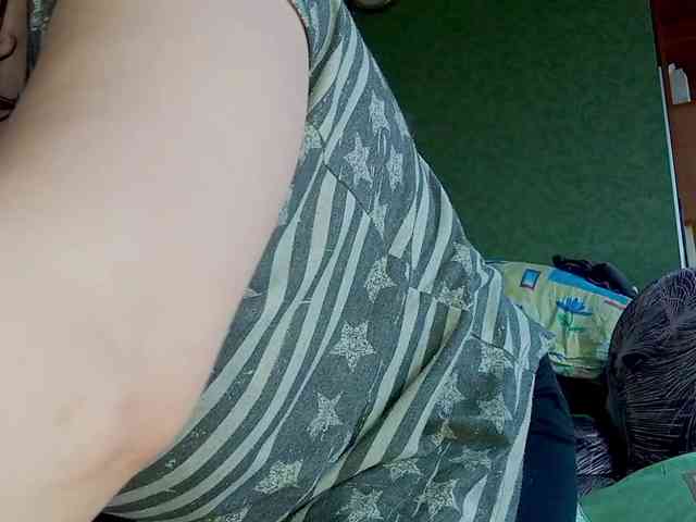 YourSweetPiggy webcam