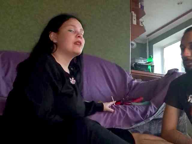 YourSweetPiggy webcam
