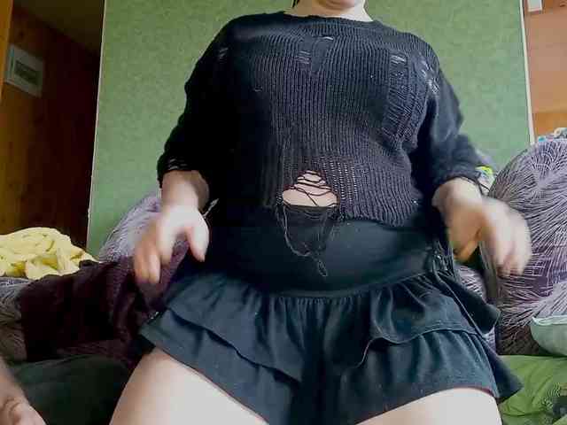 YourSweetPiggy webcam