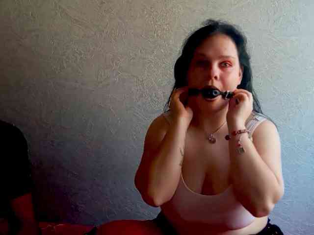 YourSweetPiggy webcam