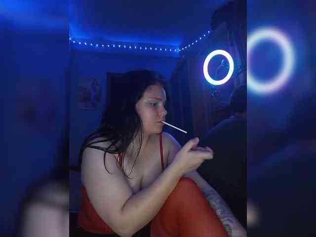 YourSweetPiggy webcam