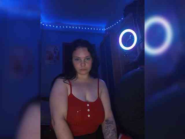 YourSweetPiggy webcam