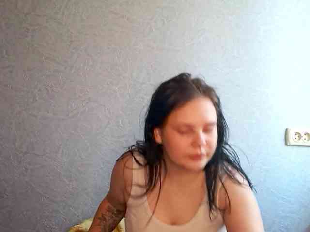 YourSweetPiggy webcam