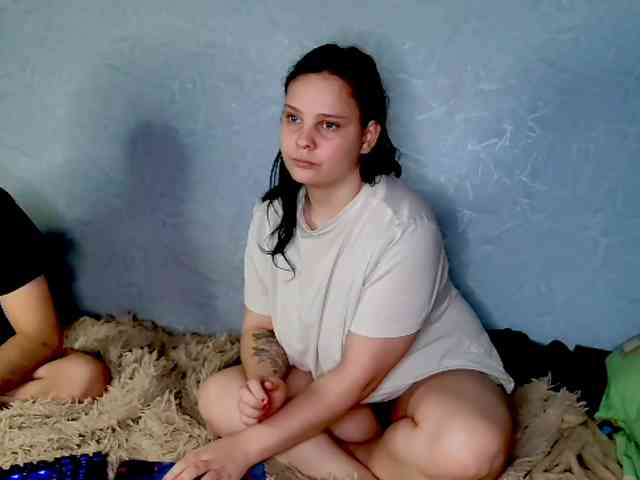 YourSweetPiggy webcam