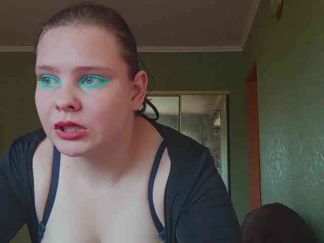 YourSweetPiggy webcam