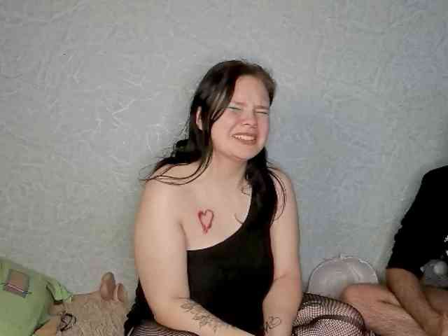 YourSweetPiggy webcam