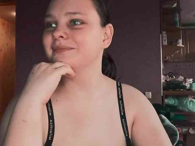 YourSweetPiggy webcam