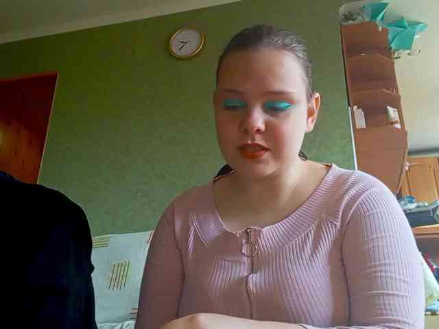 YourSweetPiggy webcam