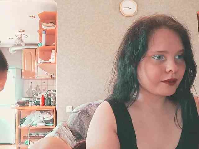 YourSweetPiggy webcam
