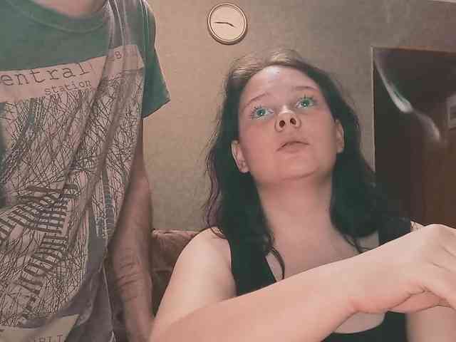 YourSweetPiggy webcam