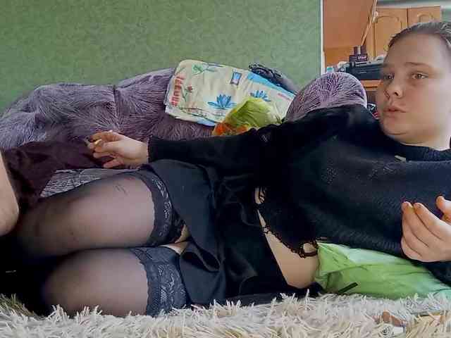 YourSweetPiggy webcam