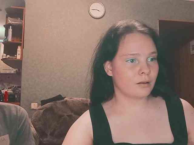 YourSweetPiggy webcam