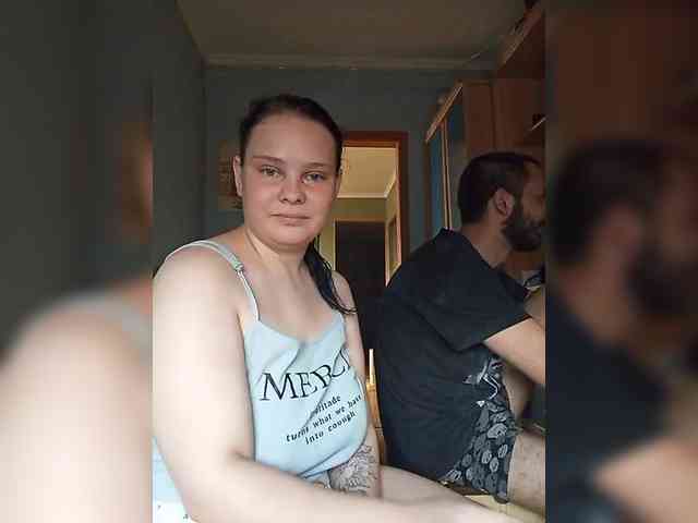YourSweetPiggy webcam