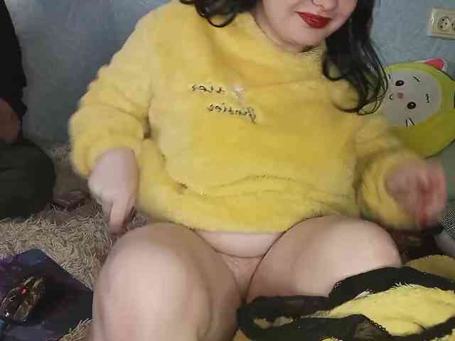 YourSweetPiggy webcam