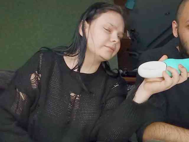 YourSweetPiggy webcam