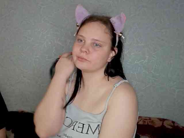 YourSweetPiggy webcam
