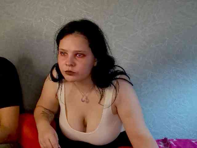 YourSweetPiggy webcam