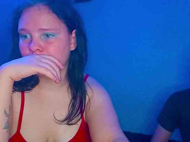 YourSweetPiggy webcam