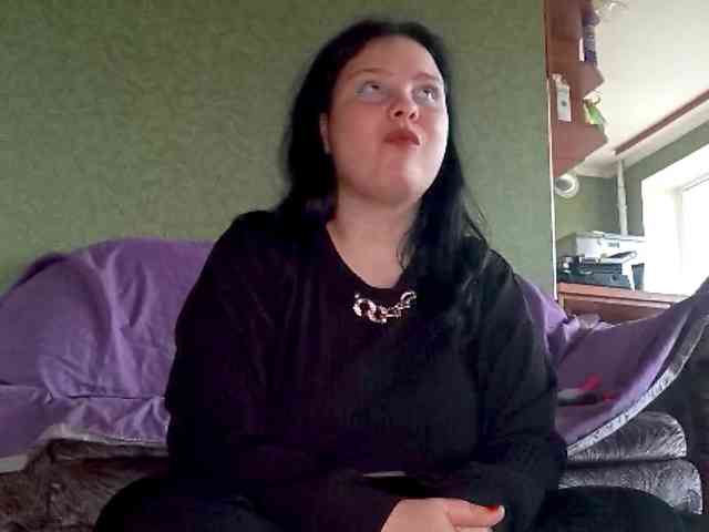 YourSweetPiggy webcam